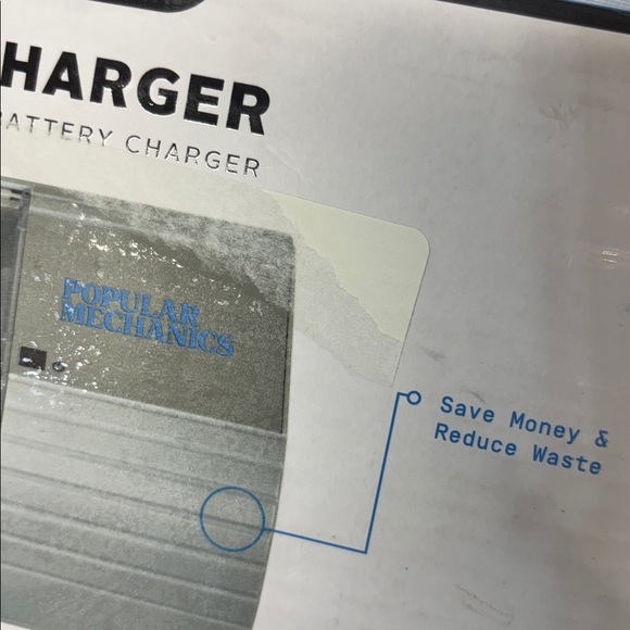 Popular Mechanics Battery Recharger disposable & rechargeable battery charger - Picture 4 of 14
